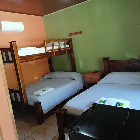 Cabinas Brillasol Hotel Santa Cruz Ngoại thất bức ảnh